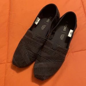 Black toms!